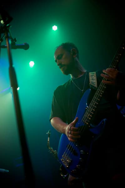 Furya live at Volta, Amsterdam: Özgür B., bass guitar