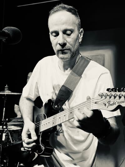 Furya live at Matrix, Rotterdam: Onur E., guitar (electric/acoustic)