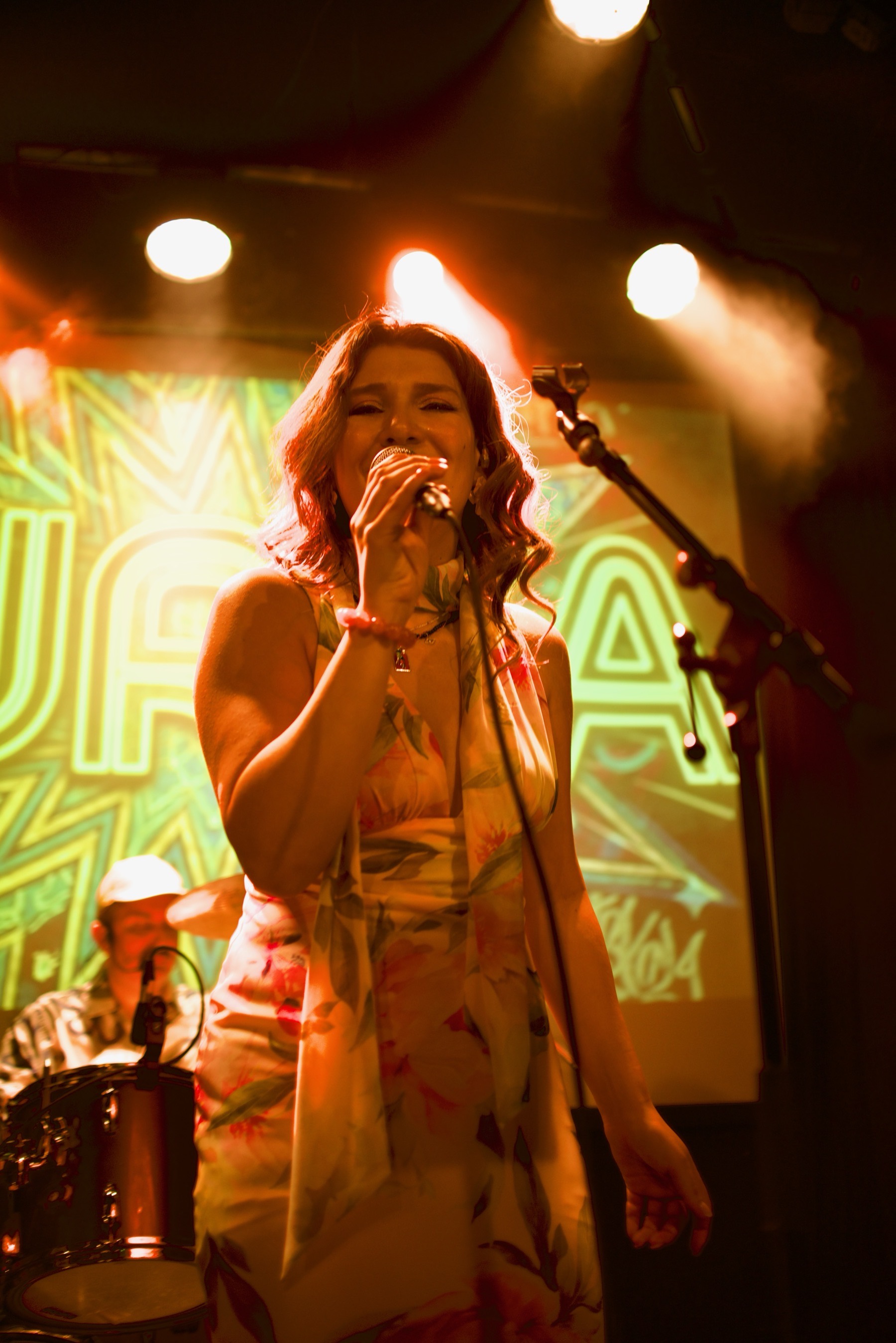 Furya live photo